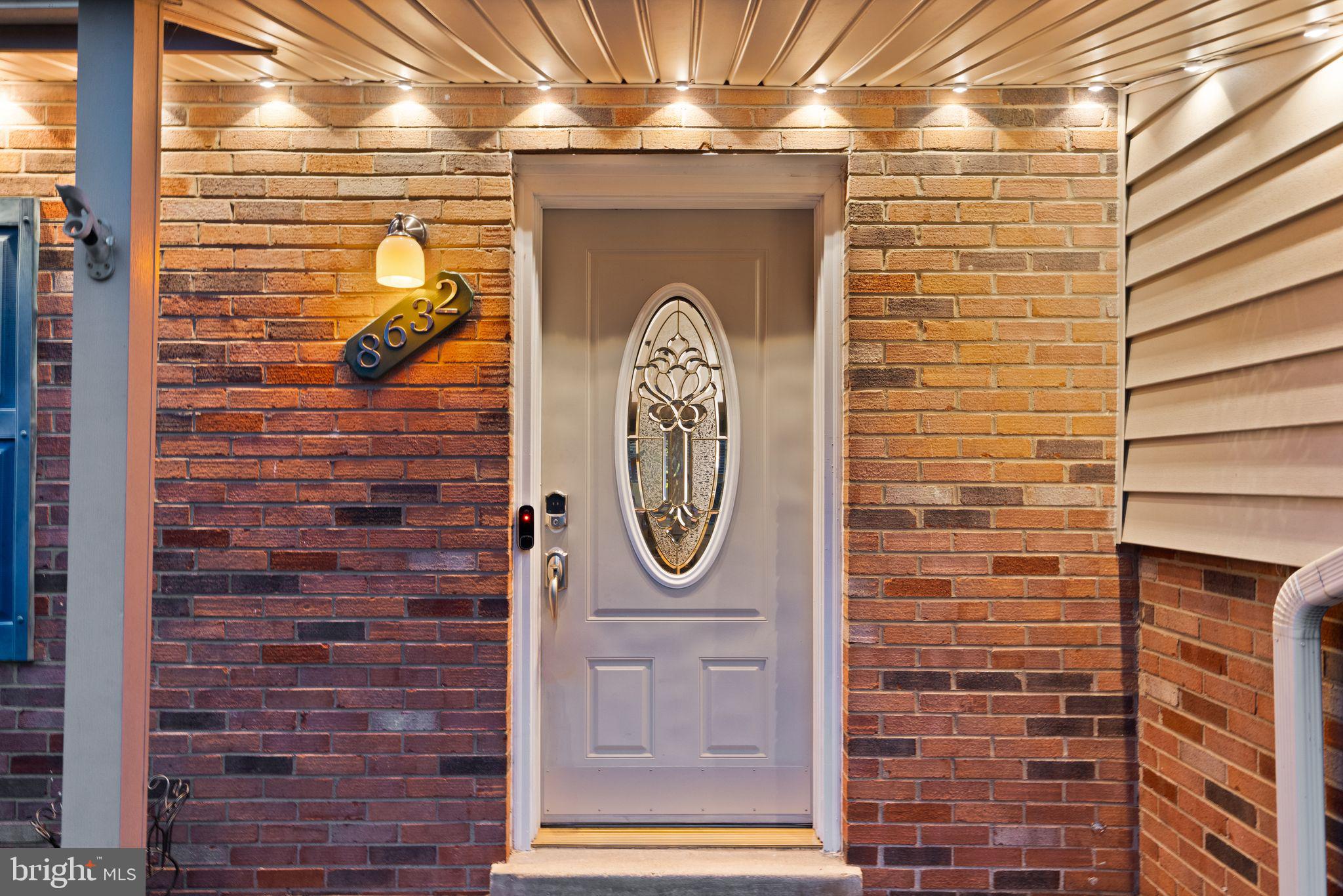 8632 Kerry Lane Springfield, VA 22152 - Photo 3 of 61 Gallery Image 3