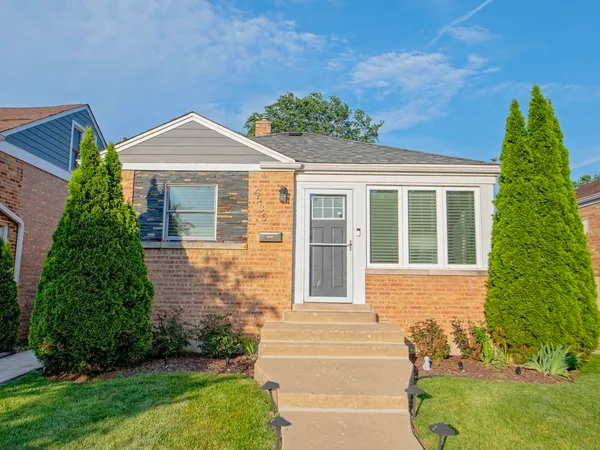 $415,000 | 2535 North West Street, River Grove, IL 60171