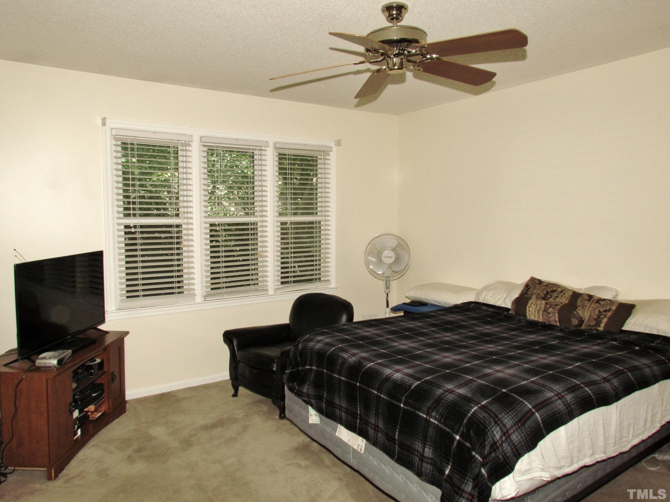 407 Oak Run Drive Raleigh, NC 27606 - Photo 13 of 30 Gallery Image 13