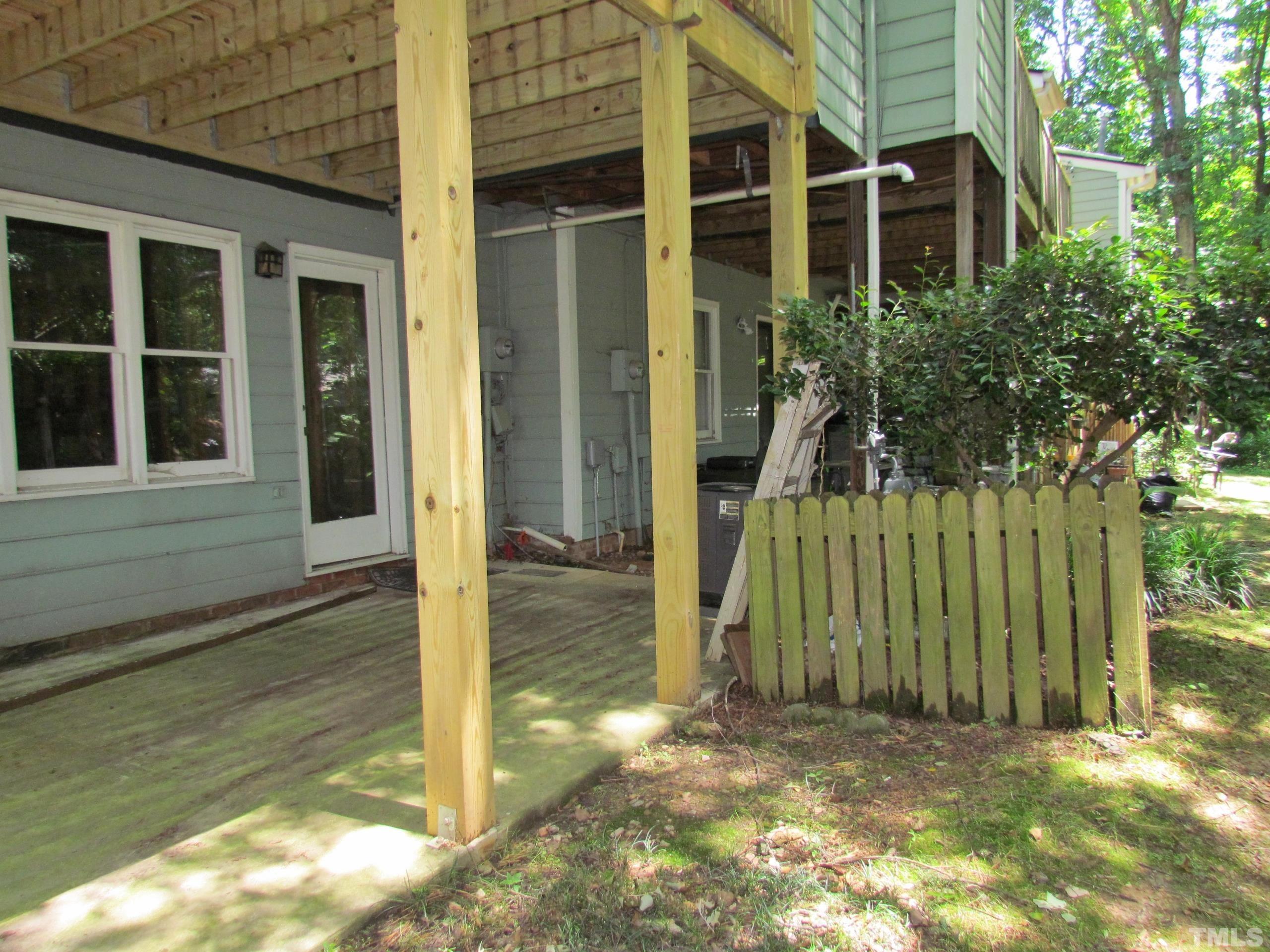 407 Oak Run Drive Raleigh, NC 27606 - Photo 28 of 30 Gallery Image 28