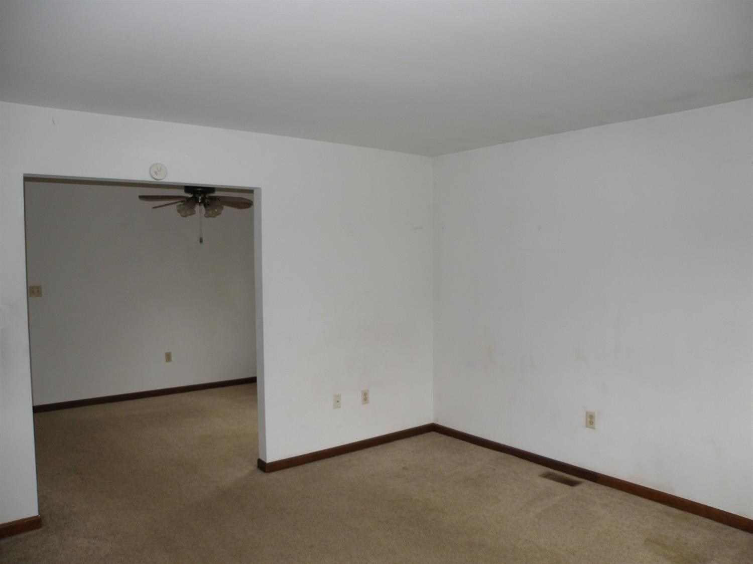 9503-9505 Spring Street Highland, IN 46322 - Photo 3 of 10 1500x1124