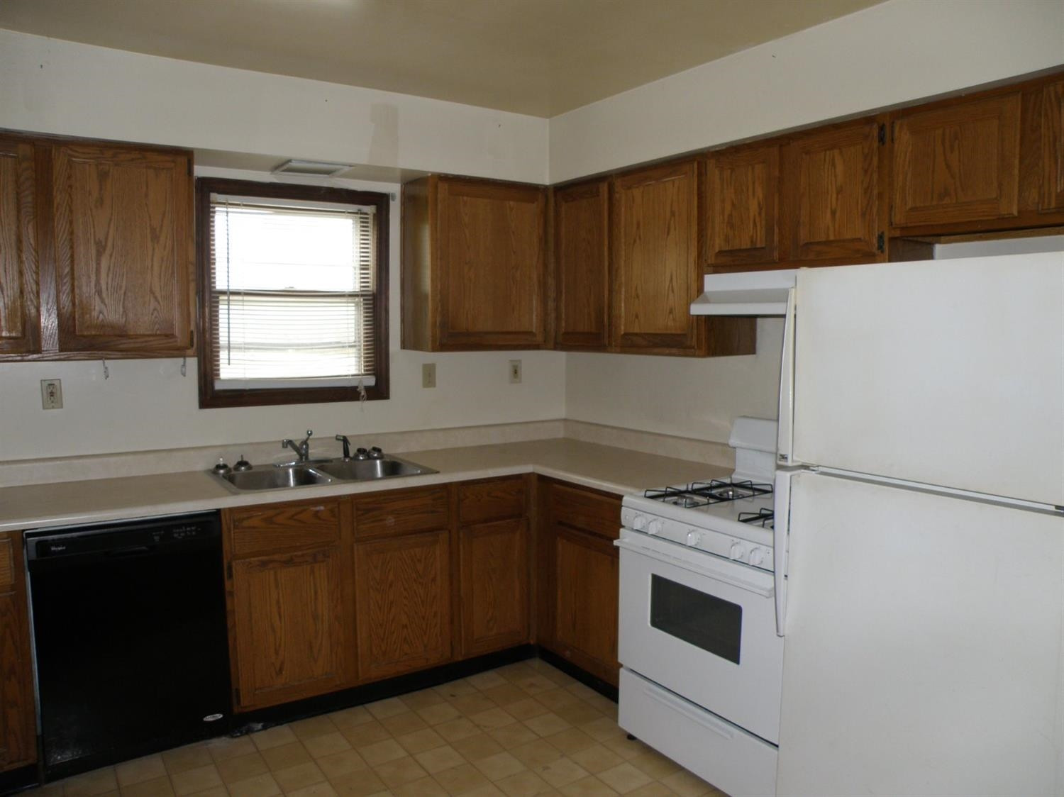 9503-9505 Spring Street Highland, IN 46322 - Photo 5 of 10 1500x1124