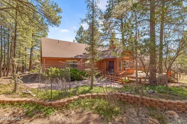 $750,000 | 1741 North Columbia Circle, Flagstaff, AZ 86004