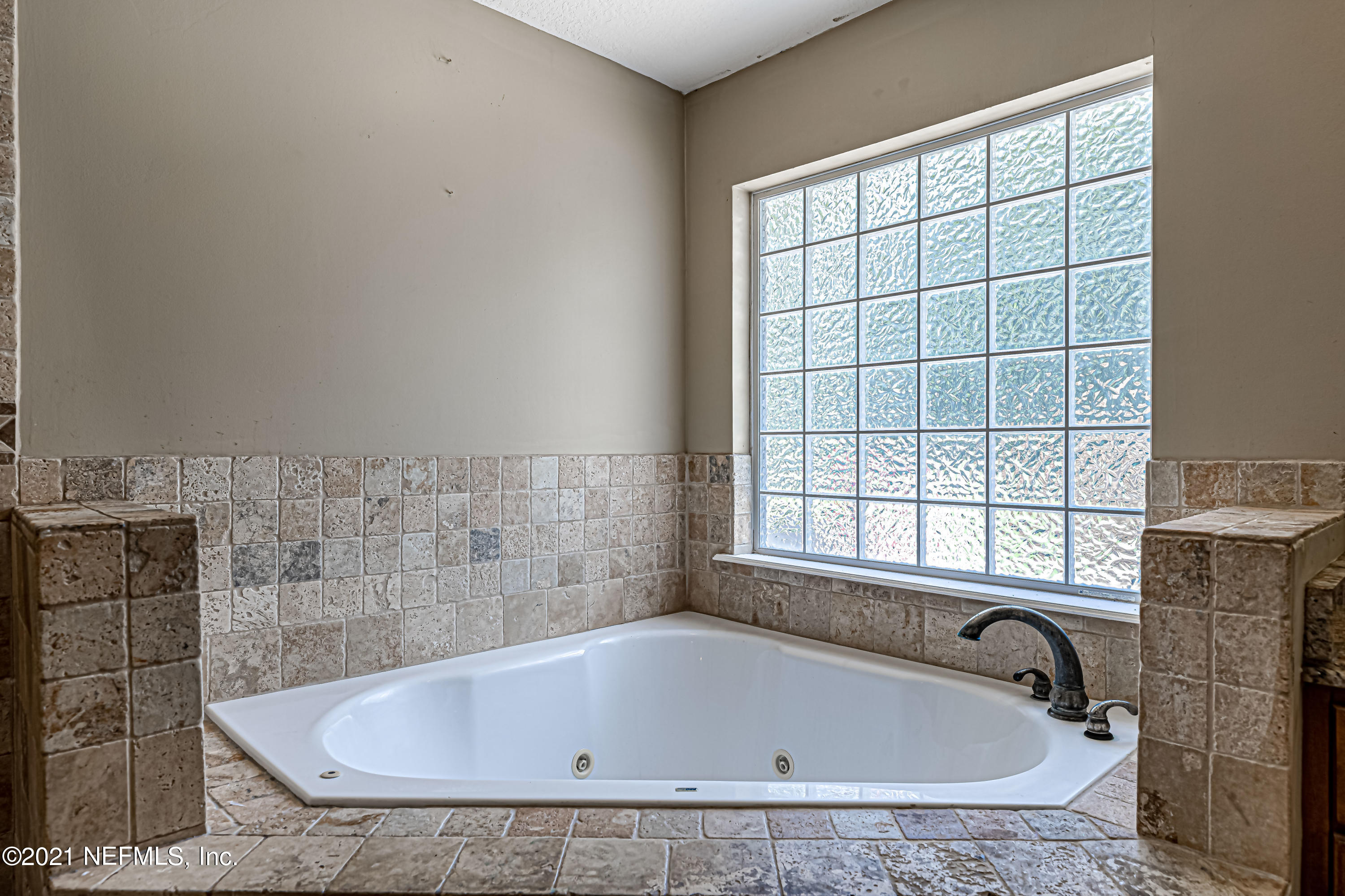 12347 Jerese Road Jacksonville, FL 32218 - Photo 27 of 56 32-Master Bathroom