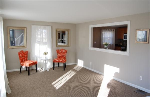 33 Melbourne Road Worcester, MA 01607 - Photo 1 of 25 Gallery Image 1