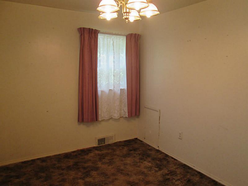 112 Kaltenbaugh Road Renfrew, PA 16053 - Photo 15 of 24 Bedroom.