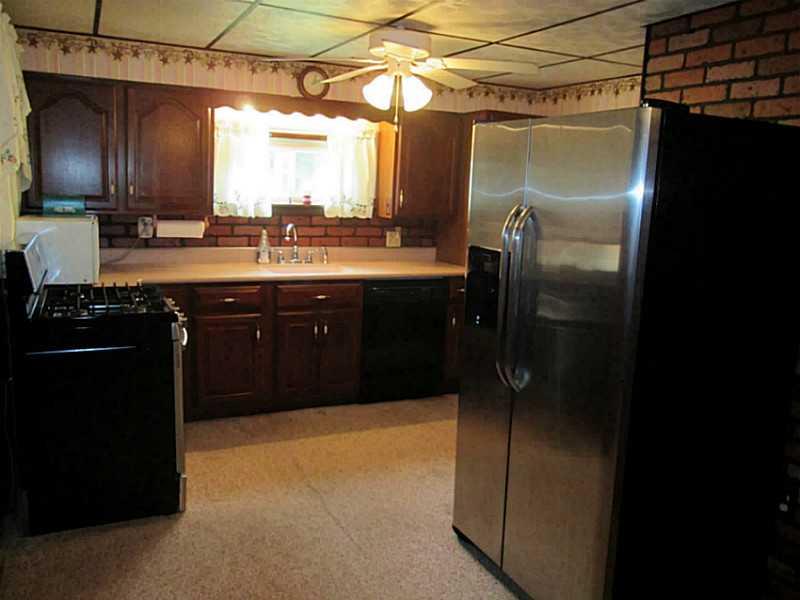 112 Kaltenbaugh Road Renfrew, PA 16053 - Photo 10 of 24 Kitchen.