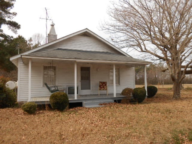 2704 Buffalo Road Smithfield, NC 27577 - Photo 1 of 25 Photo 1