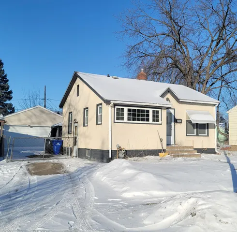 $240,000 | 2069 Manitou Avenue, St. Paul, MN 55119