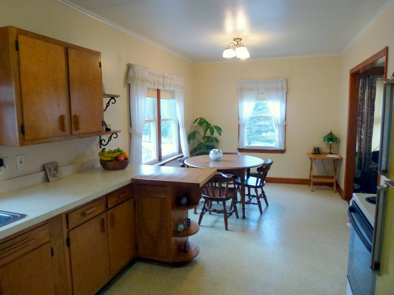 henderson rd kitchen1-002