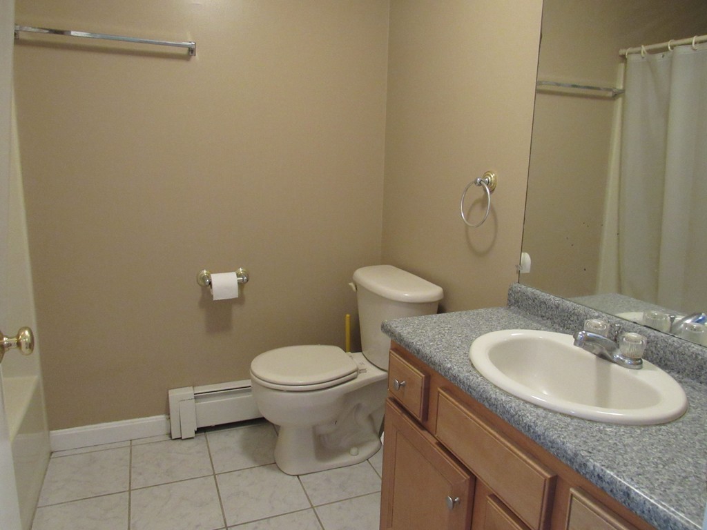 90 Roper Street, Unit B Lowell, MA 01852 - Photo 14 of 19 Gallery Image 14