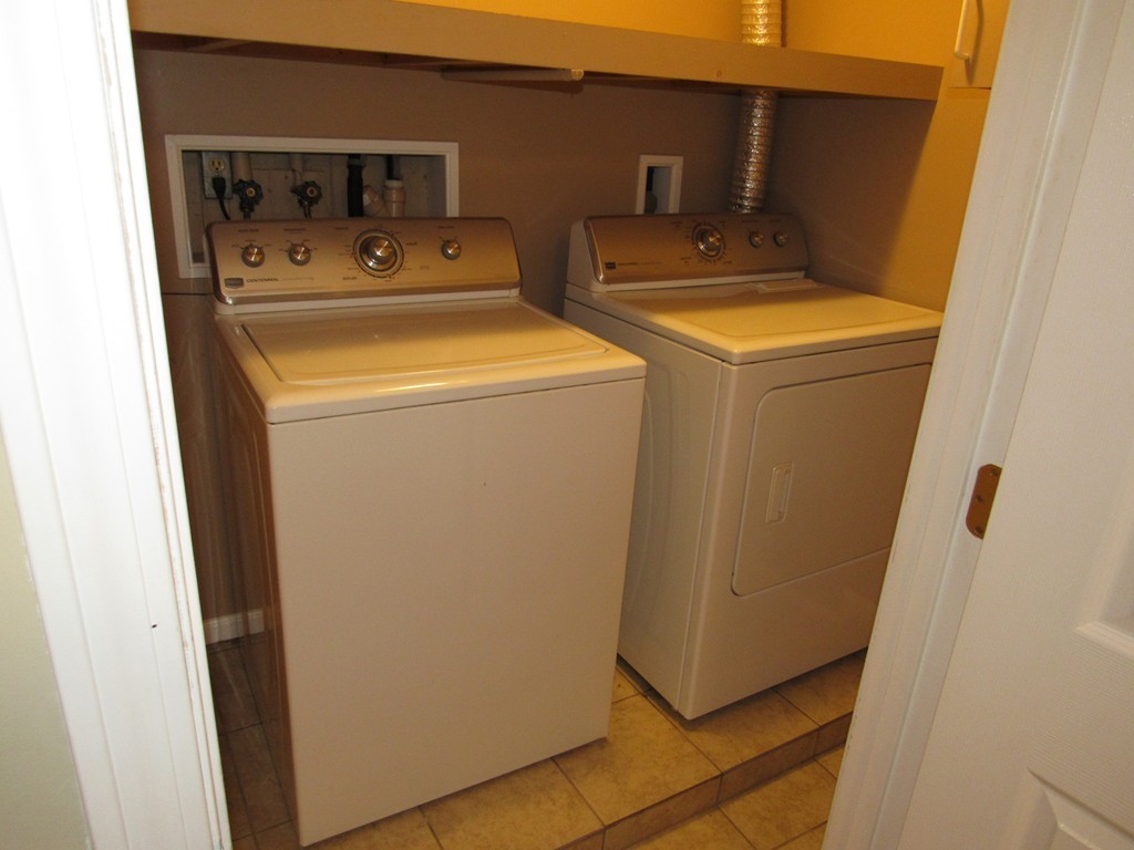 90 Roper Street, Unit B Lowell, MA 01852 - Photo 17 of 19 Gallery Image 17