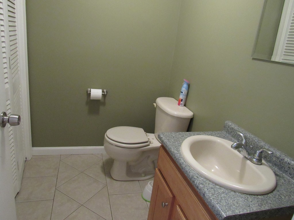 90 Roper Street, Unit B Lowell, MA 01852 - Photo 8 of 19 Gallery Image 8