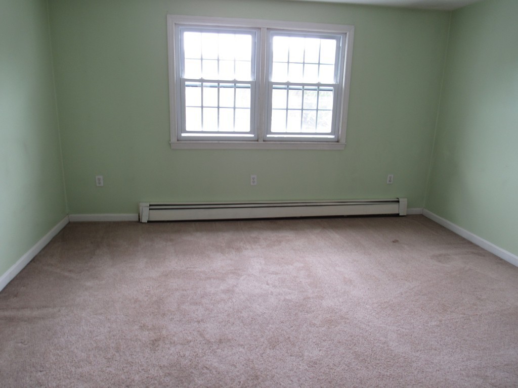 90 Roper Street, Unit B Lowell, MA 01852 - Photo 10 of 19 Gallery Image 10