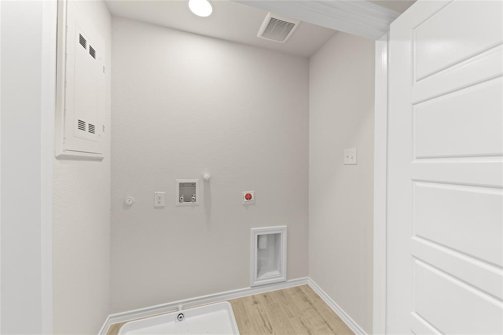 4006 Avion Drive Sanger, TX 76266 - Photo 25 of 27 25. 4006 Avion - Utility