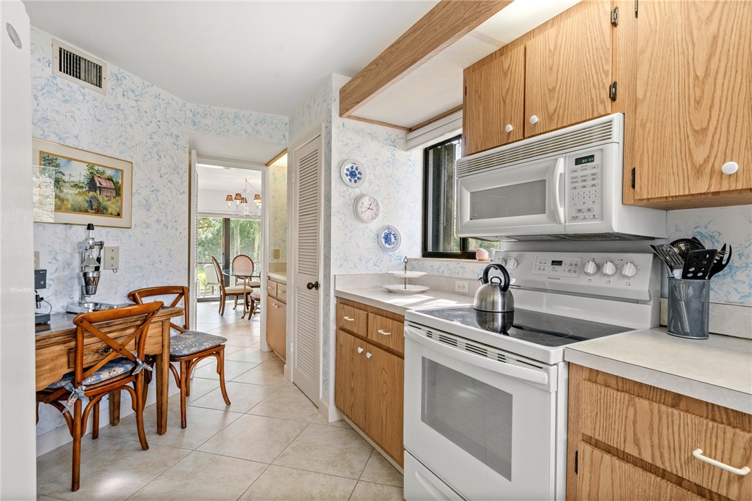 1155 Reef Road, Unit A1 Vero Beach, FL 32963 - Photo 5 of 27 Gallery Image 5