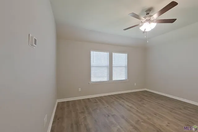 $1,935 | 110 Yardley Court, Lafayette, LA 70507