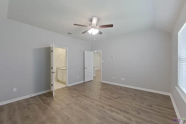 $1,935 | 110 Yardley Court, Lafayette, LA 70507