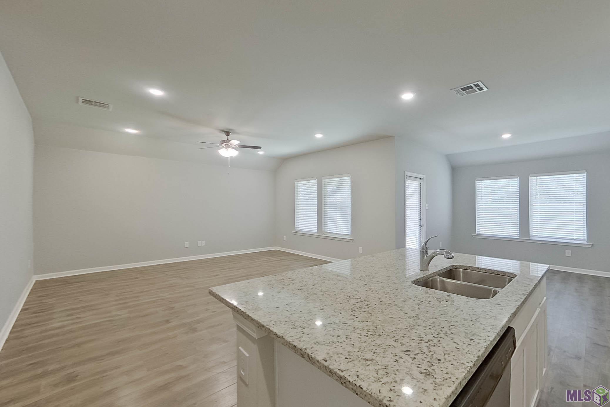 110 Yardley Court Lafayette, LA 70507 - Photo 9 of 20