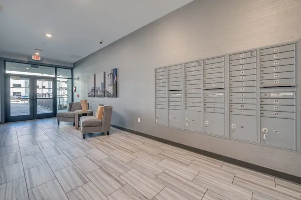 $2,300 | 2407 8th Avenue South, Unit 211, Nashville, TN 37204