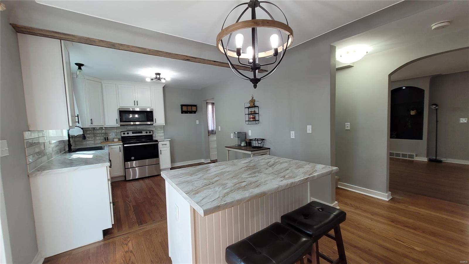 1820 Ashby Road St. Louis, MO 63114 - Photo 16 of 38 Gallery Image 16