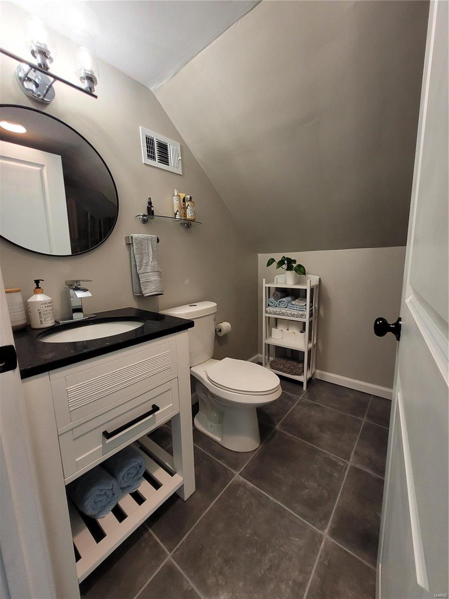 1820 Ashby Road St. Louis, MO 63114 - Photo 29 of 38 Gallery Image 29