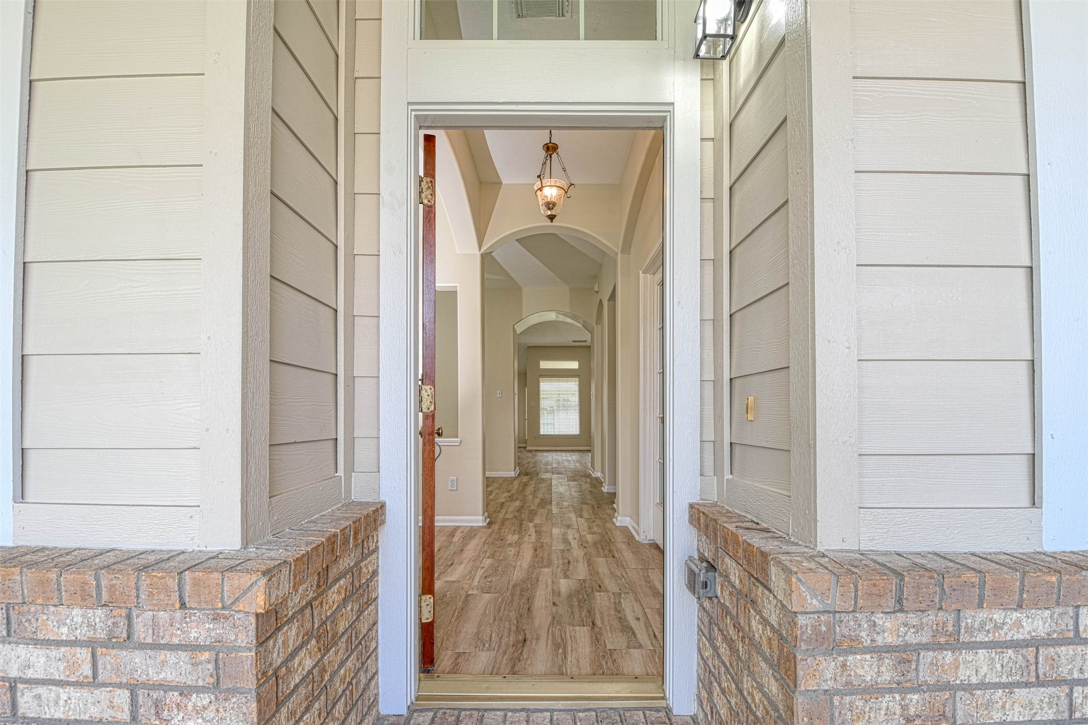20826 Meadowhill Drive Spring, TX 77388 - Photo 5 of 25