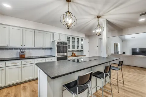 $435,000 | 4302 Kingswick Drive, Arlington, TX 76016