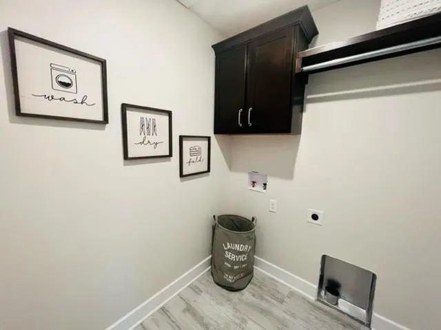 $312,940 | 418 East Park Place, Andover, KS 67002