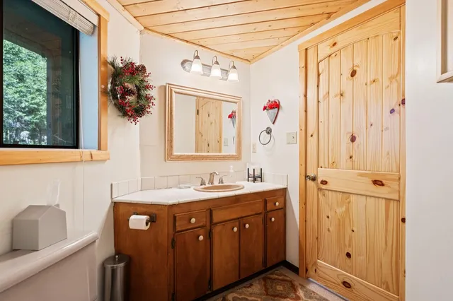 $625,000 | 42215 Rockledge Road, Shaver Lake, CA 93664