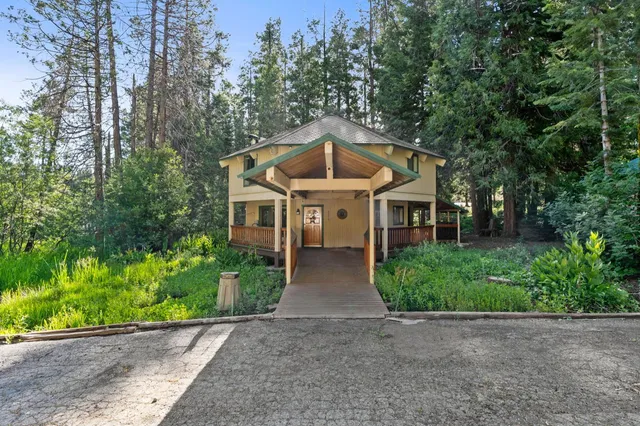 $625,000 | 42215 Rockledge Road, Shaver Lake, CA 93664