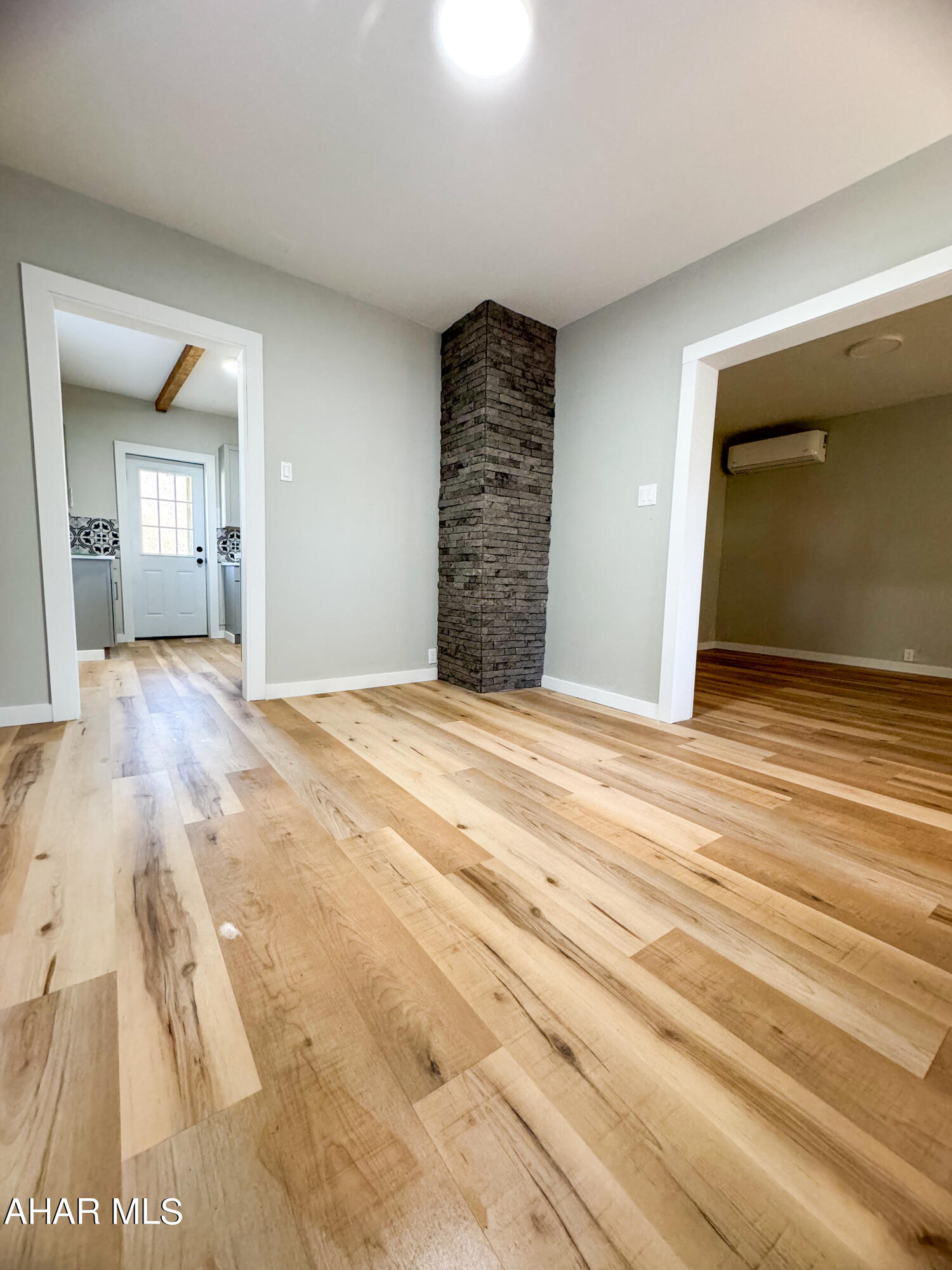 2054 Riddle Avenue Tyrone, PA 16686 - Photo 4 of 26