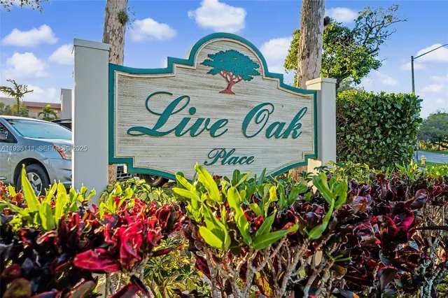 $220,000 | 9440 Live Oak Place, Unit 404, Davie, FL 33324