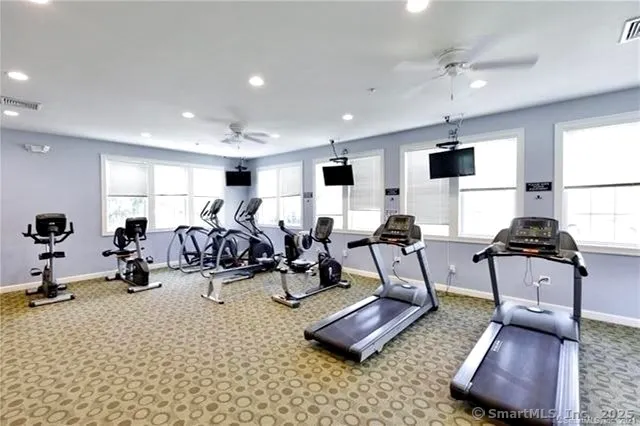 $759,900 | 930 Tillinghast Drive, Unit 930, Oxford, CT 06478