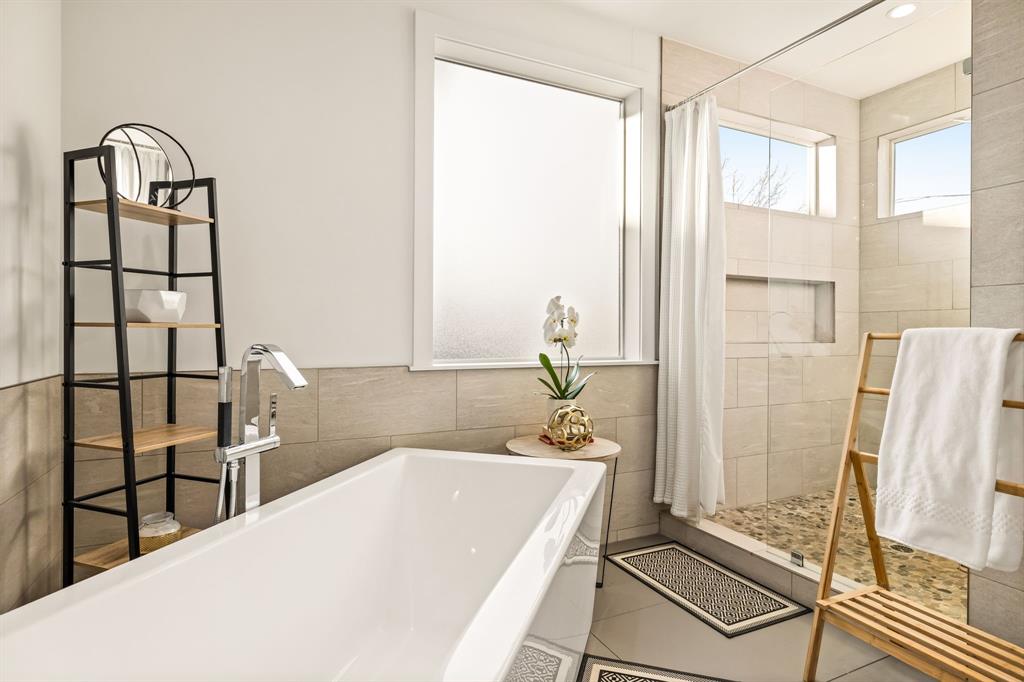 3939 Lively Lane Dallas, TX 75220 - Photo 19 of 29