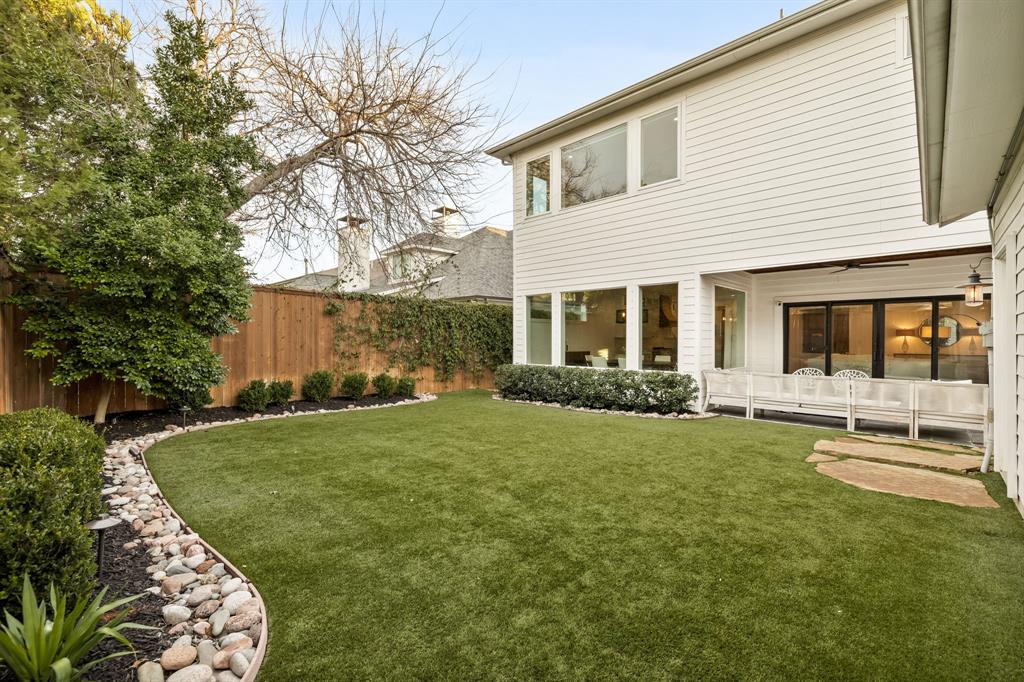 3939 Lively Lane Dallas, TX 75220 - Photo 26 of 29