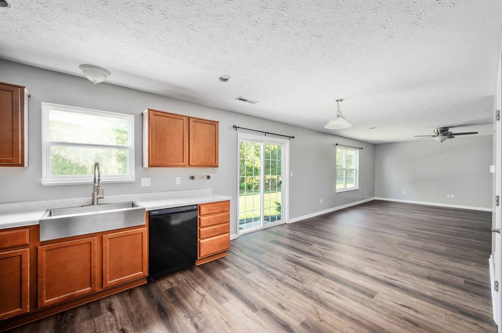 1724 Danielle Road Lebanon, IN 46052 - Photo 6 of 29 Gallery Image 6