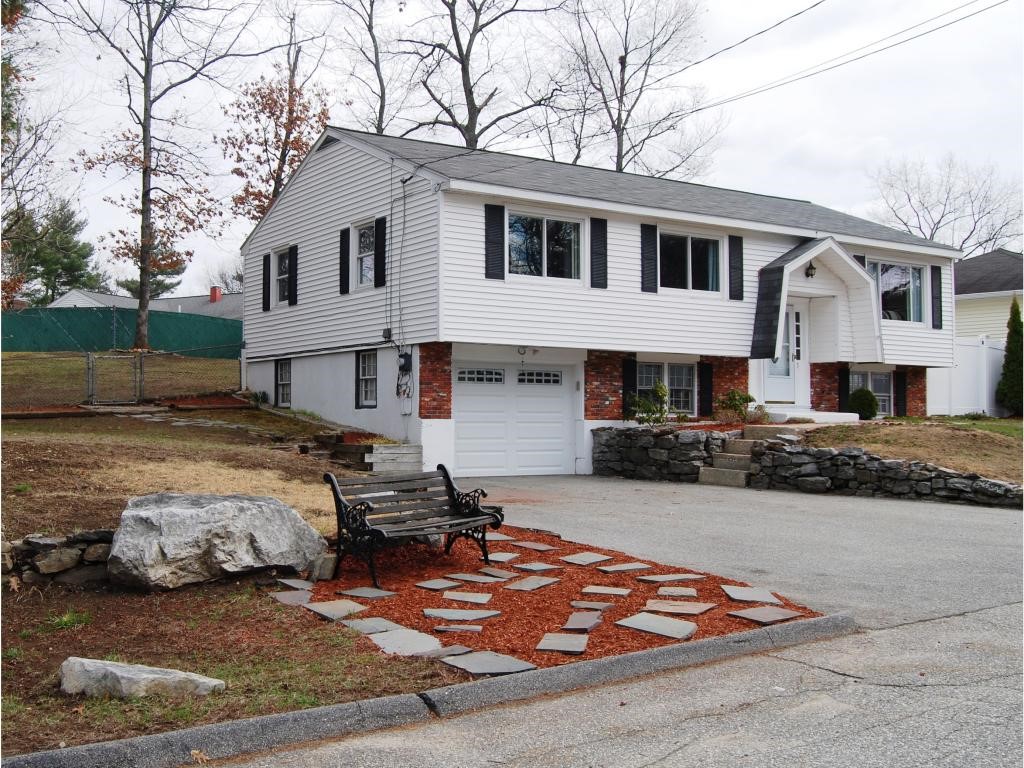 7 Wellesley Road Nashua, NH 03062 - Photo 2 of 31 Gallery Image 2