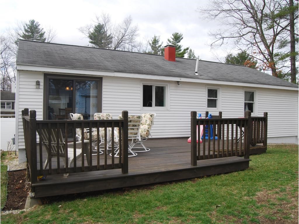 7 Wellesley Road Nashua, NH 03062 - Photo 3 of 31 Gallery Image 3