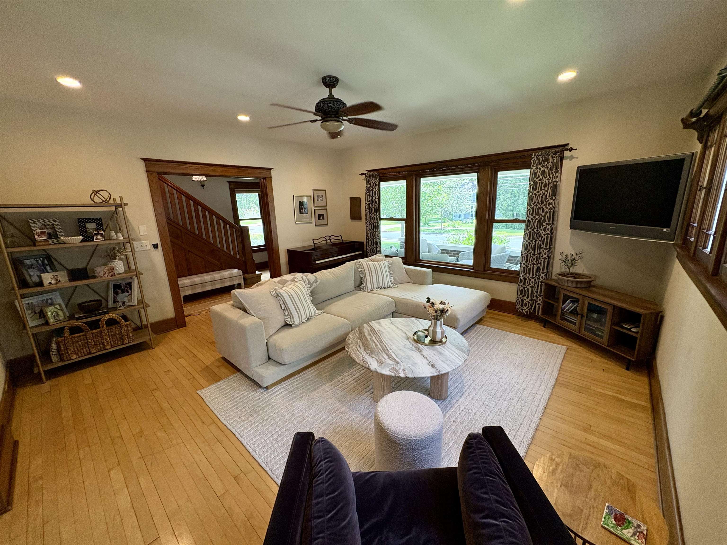 7226 Hubbard Avenue Middleton, WI 53562 - Photo 2 of 54