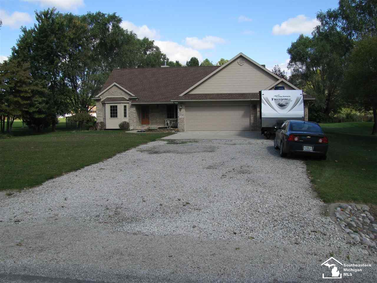 3982 Geiman Road Monroe, MI 48162 - Photo 1 of 99