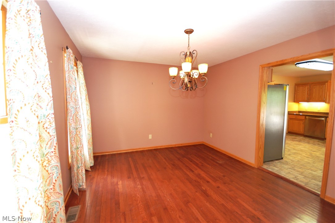 17800 Geauga Lake Road Bainbridge, OH 44023 - Photo 12 of 18 Gallery Image 12