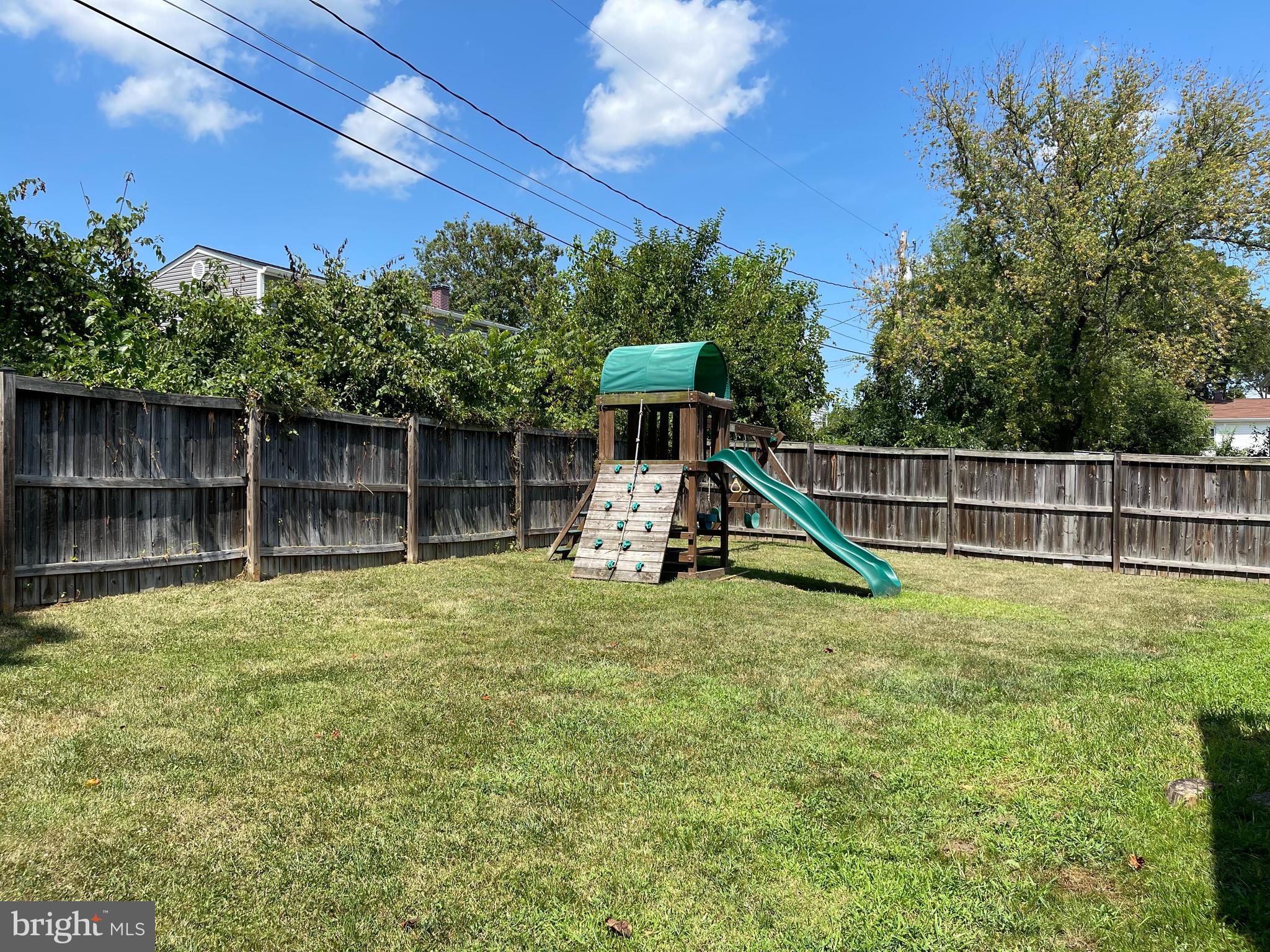 3326 Northmont Road Baltimore, MD 21244 - Photo 22 of 22 Backyard