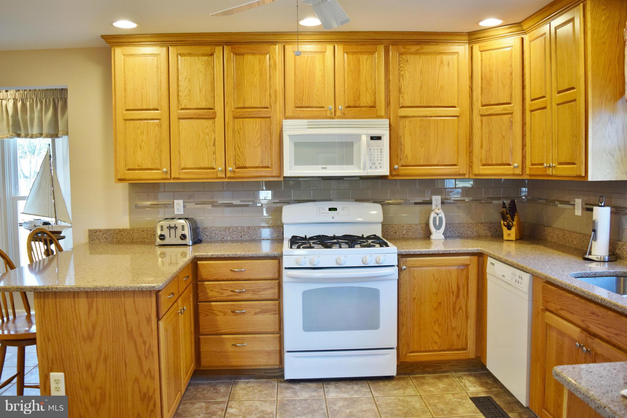 5428 Whitehall Road Cambridge, MD 21613 - Photo 2 of 28 Kitchen