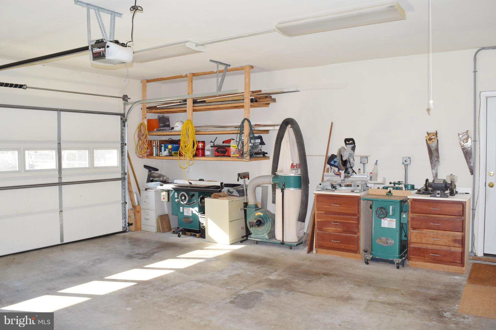 5428 Whitehall Road Cambridge, MD 21613 - Photo 25 of 28 Attached Garage