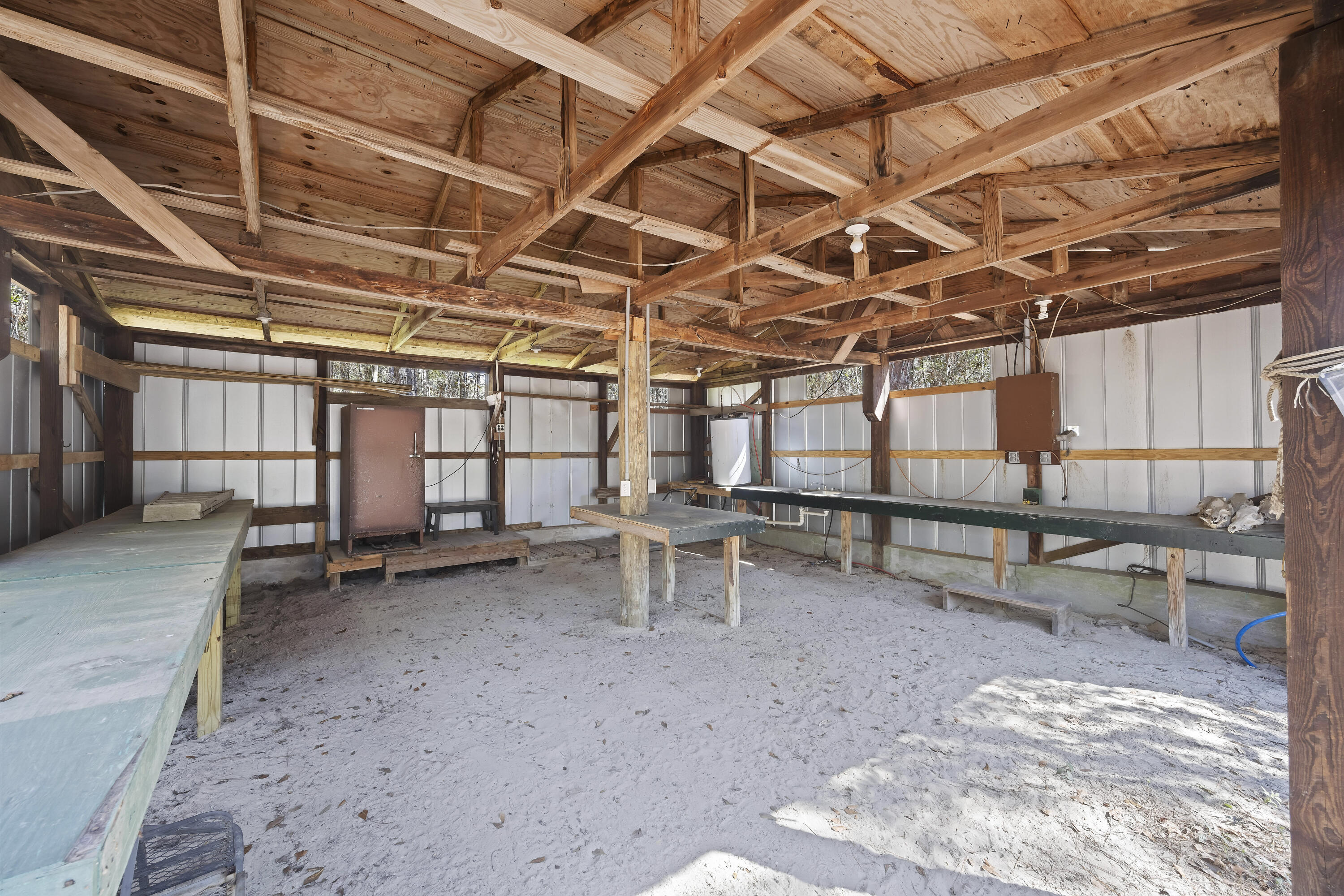 9168 Old Georgetown Road McClellanville, SC 29458 - Photo 5 of 45 243A0079