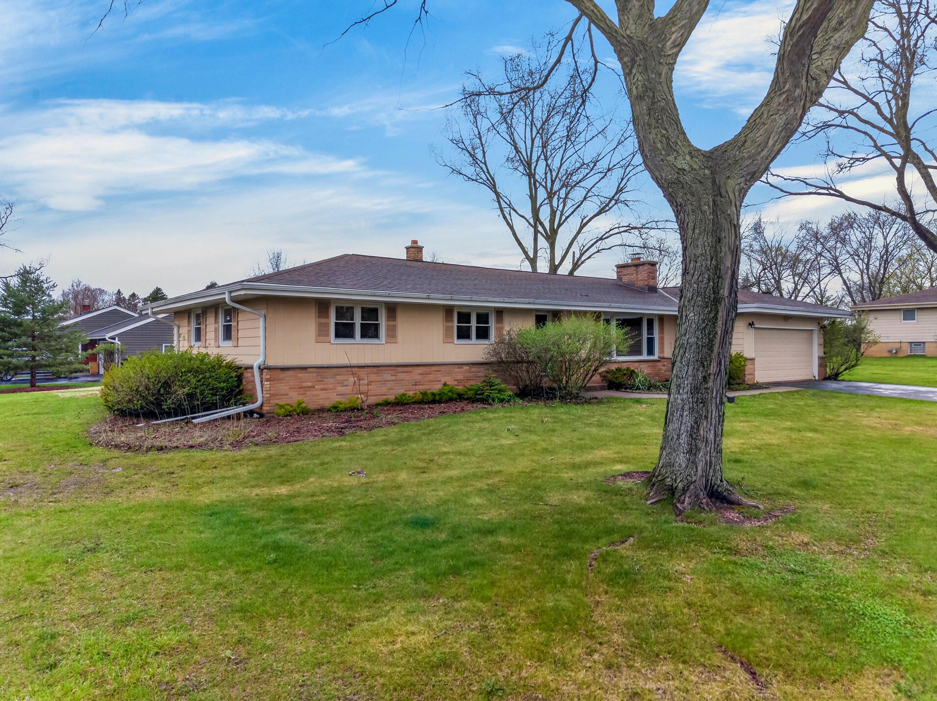 4325 North 142nd Street Brookfield, WI 53005 - Photo 32 of 37 2-print-DJI_20260415101620_0860_D