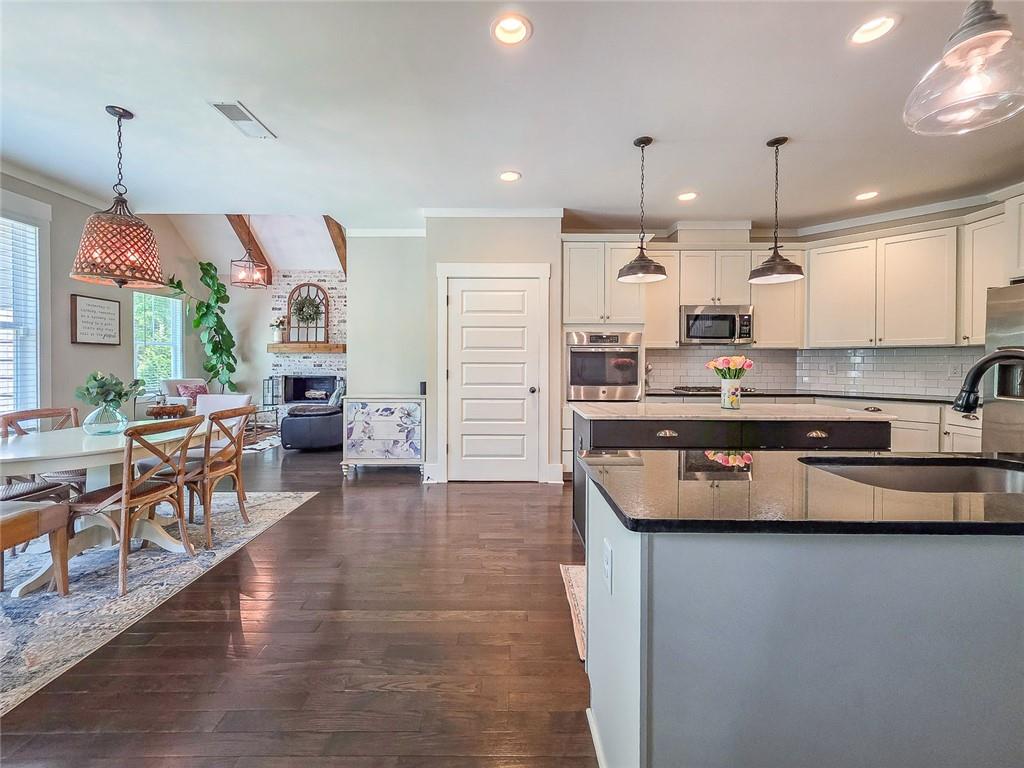 1369 Dean Hill Road Southeast Monroe, GA 30655 - Photo 2 of 39