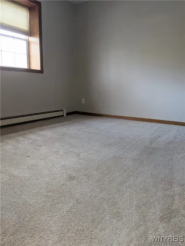 $1,400 | 6926 Maple Drive, Wheatfield, NY 14120