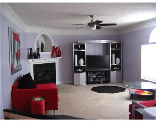 1047 Rural Ridge Drive Cheswick, PA 15024 - Photo 6 of 9 Family Room.